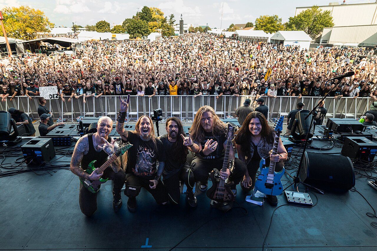 DevilDriver lança 'Strike and Kill' com o retorno do baixista fundador Jon Miller