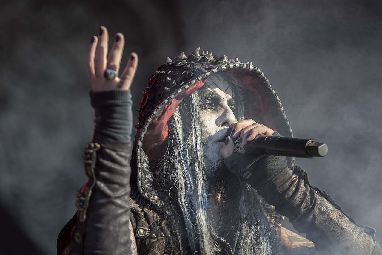 Dimmu Borgir abre turnê norte-americana com estreias ao vivo em Nova York