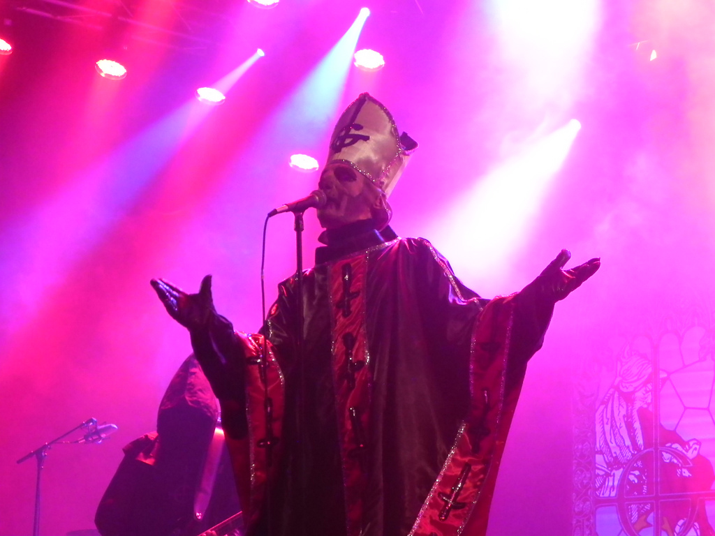 Ghost anuncia trilha ao vivo de '2 Big To Rig' com 19 faixas