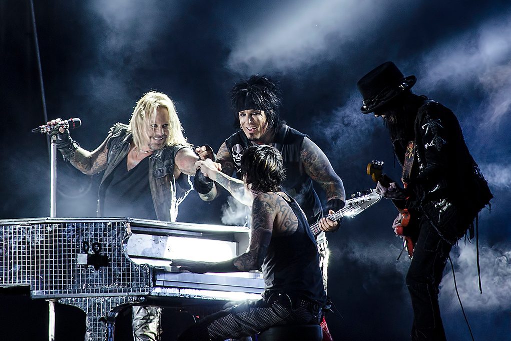 Mötley Crüe ressuscita o 'Carnival of Sins' e leva Tesla e Extreme na estrada