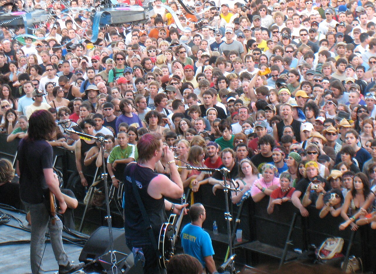 Queens of the Stone Age nasceu de um apelido dado ao Kyuss